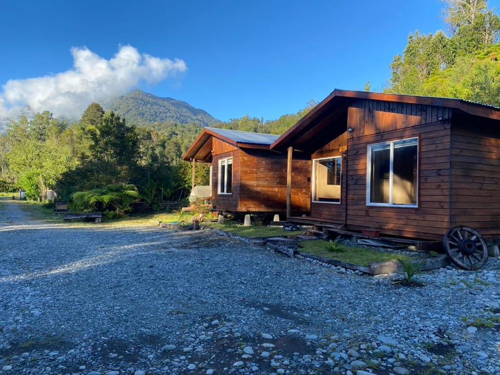 Cabanas & Tinajas Entre Volcanes Hornopiren Dış mekan fotoğraf